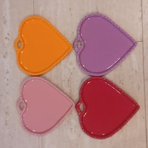 Williams-Sonoma Set of 4 Scalloped Heart Mini Plates